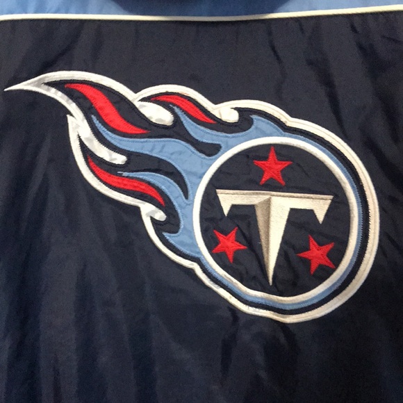 TITAN NFL COAT XL ❤️💙 - Picture 8 of 15